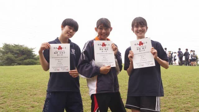 【高校陸上部】学年別大会女子800、3000入賞