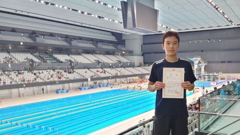【中学水泳部】第74回東京都中学校学年別水泳競技大会　池畑絢翔さんが50mバタフライで優勝・大会新記録！