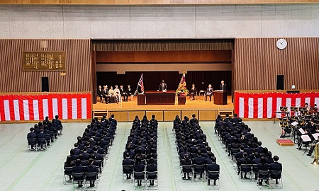 2023年度法政大学中学校卒業式が行われました | イベント | 法政大学中学高等学校